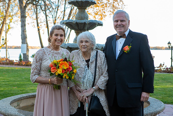 Nika - Maria's Wedding Photographs at Château-Vaudreuil